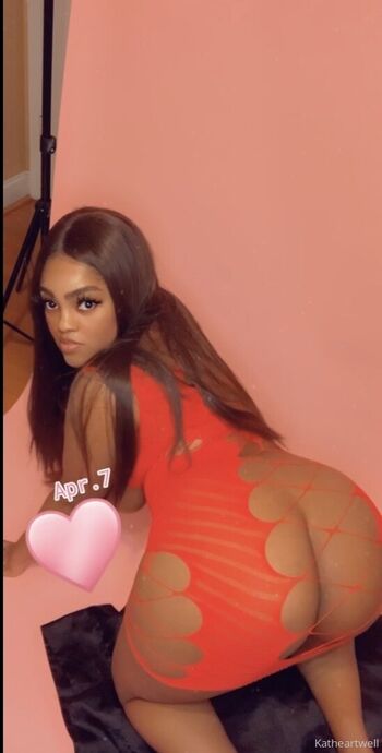 Full leaked Katheartwell private photo