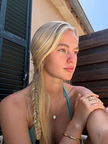 Full leaked Kathryn watts private photo