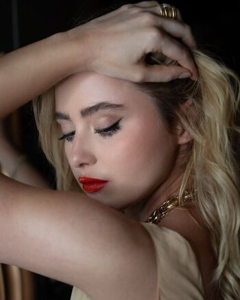 Full leaked Kathrynton private photo