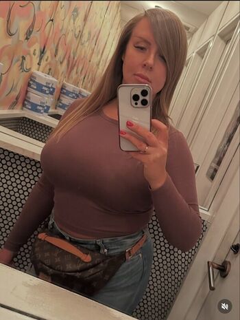 Full leaked Kathyyamorr private photo