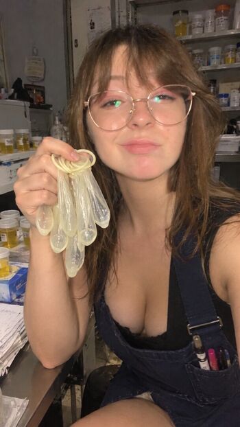Full leaked Katie elizzy bugs private photo