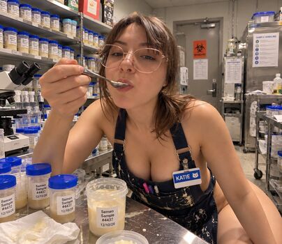Full leaked Katie elizzy bugs private photo