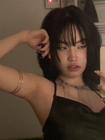 Full leaked Katiearucan private photo