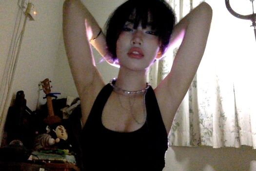 Full leaked Katiearucan private photo