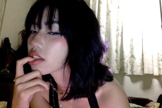 Full leaked Katiearucan private photo