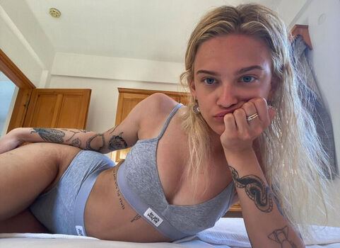 Full leaked Katieplaysgames private photo