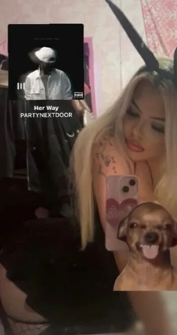 Full leaked Katiialouisee page private photo