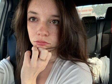 Full leaked Katiielady private photo