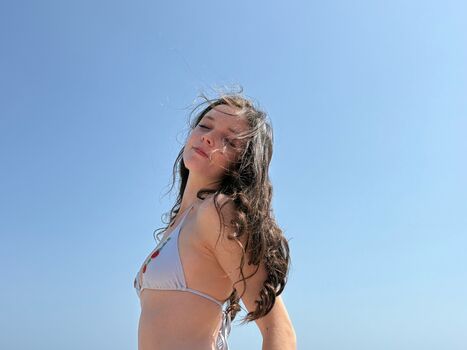 Full leaked Katiielady private photo
