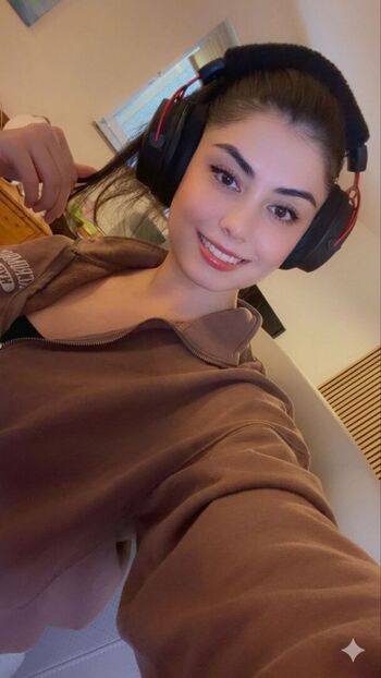 Full leaked Katsaurus private photo