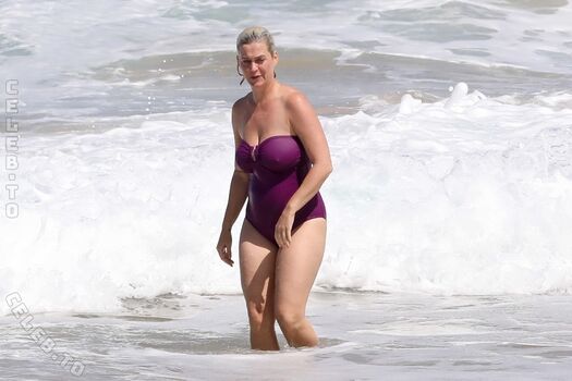 Full leaked Katy perry  page private photo