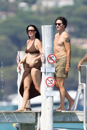 Full leaked Katy perry  page private photo