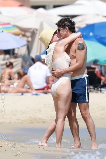 Full leaked Katy perry private photo