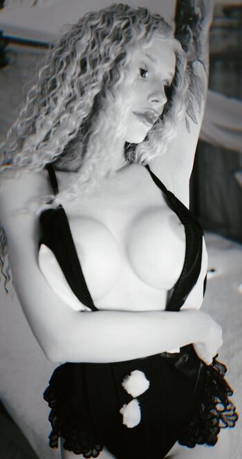 Full leaked Katyuska moonfox  page private photo