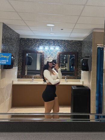 Full leaked Kaurbeautyy private photo