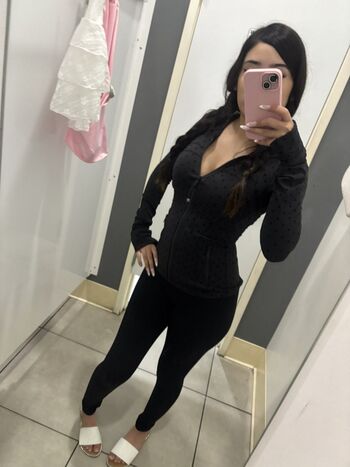 Full leaked Kaybabiii private photo