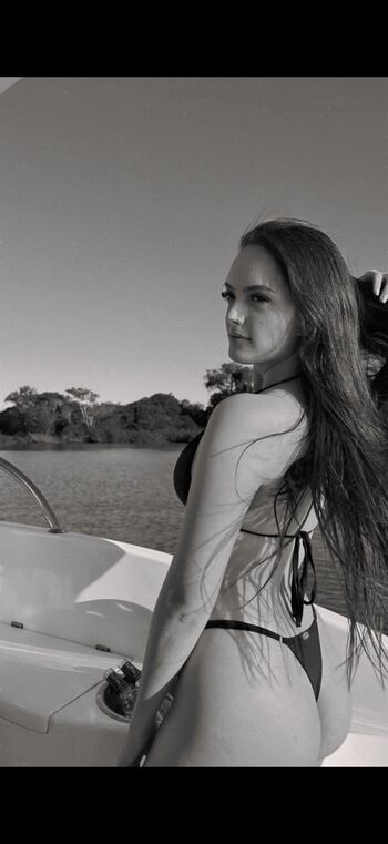 Full leaked Kaylane flores private photo