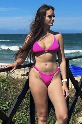 Kaylane Flores