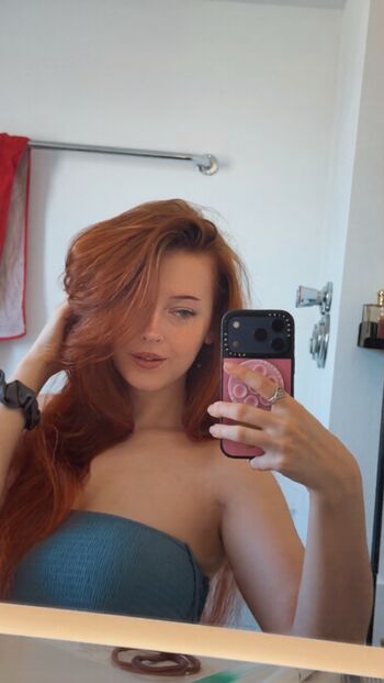 Full leaked Kdrkitten page private photo