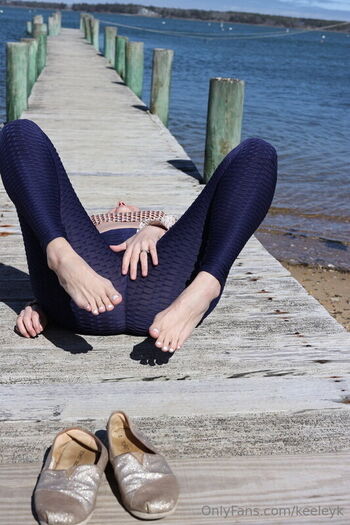 Full leaked Keeleyk private photo