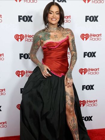 Full leaked Kehlani private photo