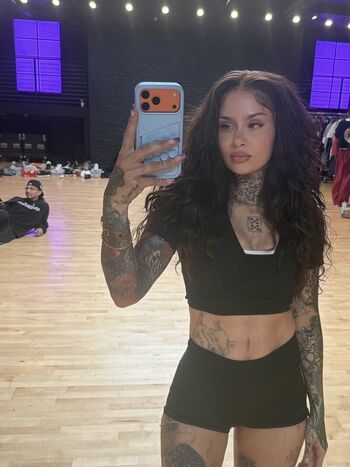 Full leaked Kehlani private photo
