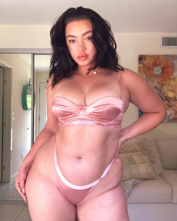 Full leaked Kelleemoran private photo