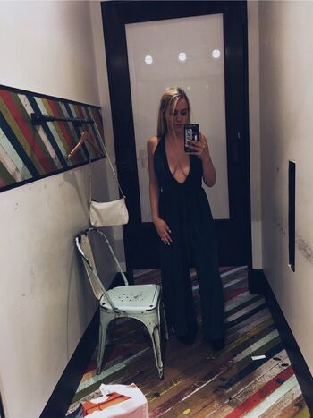 Full leaked Kelliconlon page private photo