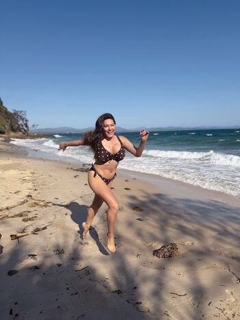 Full leaked Kelly brook private photo