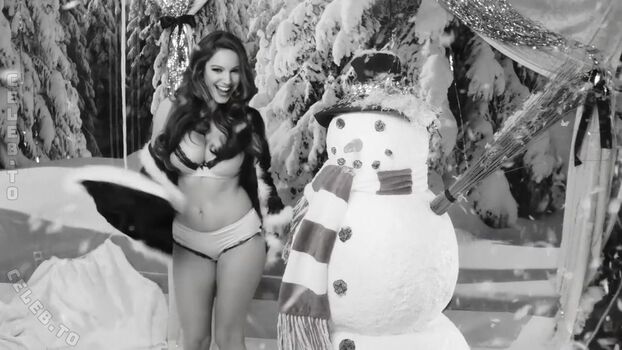 Full leaked Kelly brook page private photo