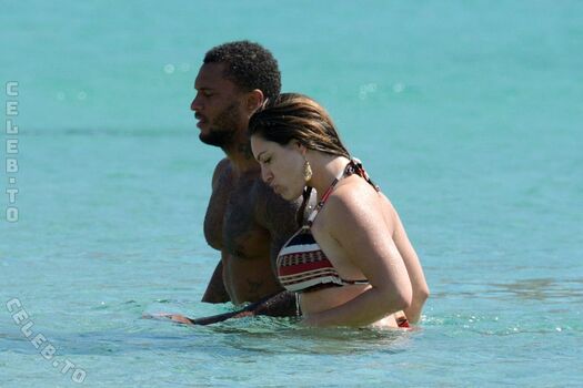 Full leaked Kelly brook page private photo