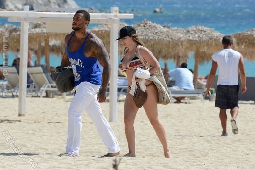 Full leaked Kelly brook page private photo