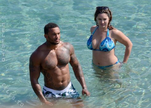 Full leaked Kelly brook page private photo