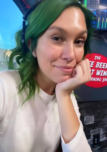 Full leaked Kelly cheese private photo