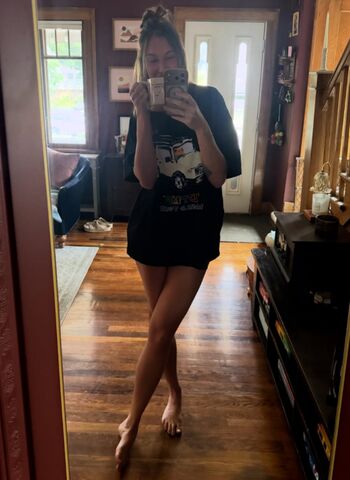 Full leaked Kelly cheese private photo