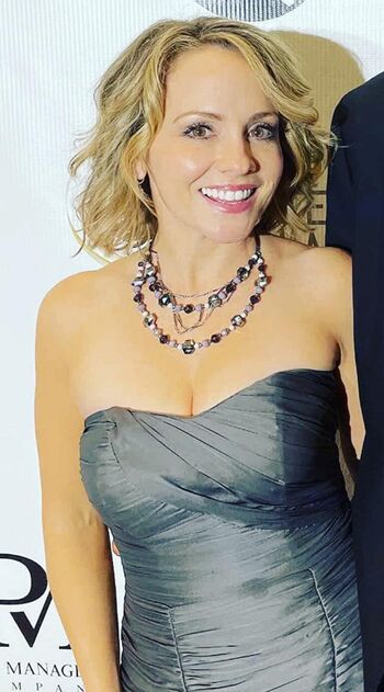 Kelly Stables