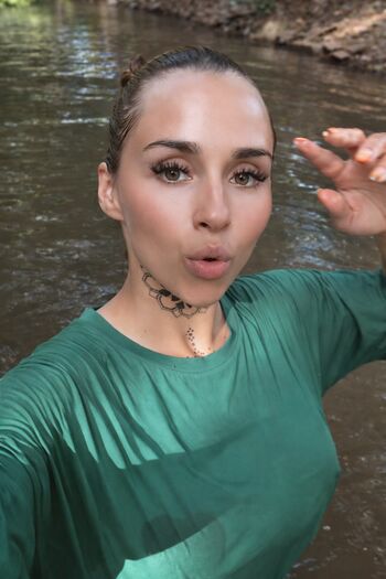 Full leaked Kelly walach private photo