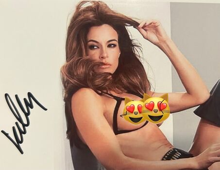 Full leaked Kellybensimon private photo