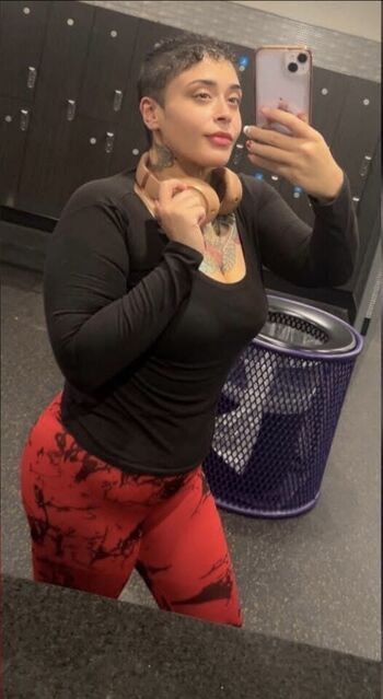Full leaked Kellz clipz private photo