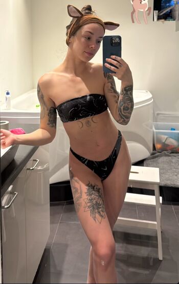 Full leaked Kelsey henson private photo