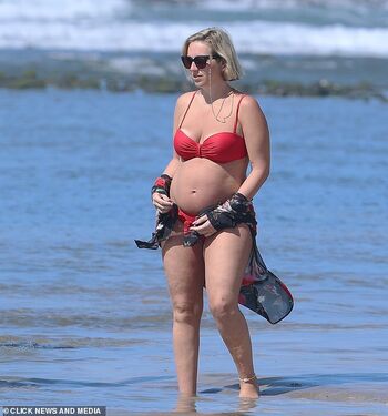 Full leaked Kelsey parker private photo