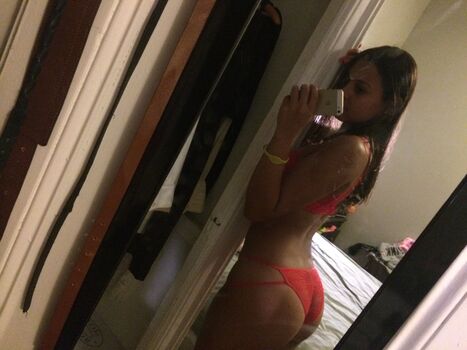 Full leaked Kelsey pina private photo