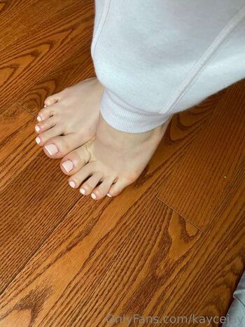 Full leaked Kelsievonshweets page private photo
