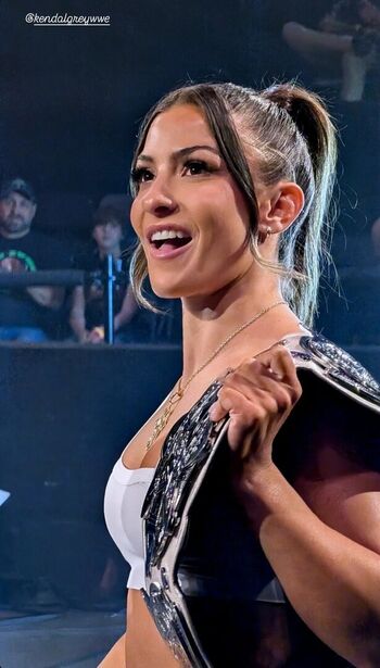 Full leaked Kendal grey wwe private photo