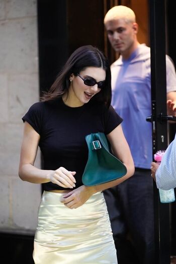 Full leaked Kendall jenner  page private photo