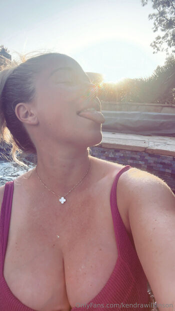 Full leaked Kendra wilkinson private photo