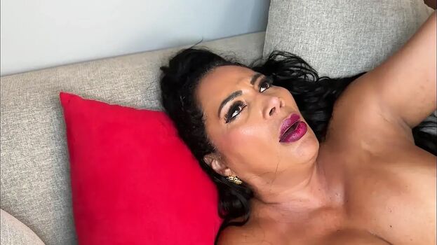 Full leaked Kenia gomez private photo