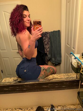 Full leaked Kenisagirl private photo