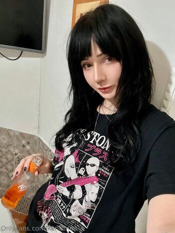 Full leaked Kenizinea  page private photo
