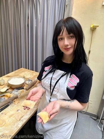 Full leaked Kenizinea private photo